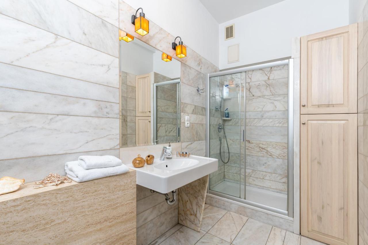 Best Location To Explore Krakow Spacious 105M2 외부 사진